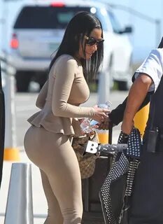 Kim Kardashian Vs Nicki Minaj Who Has The Best Figure? - Gis