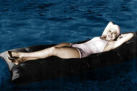 Пин на доске Olivia de Havilland