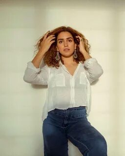 The Hottest Sanya Malhotra Photos Around The Net - 12thBlog