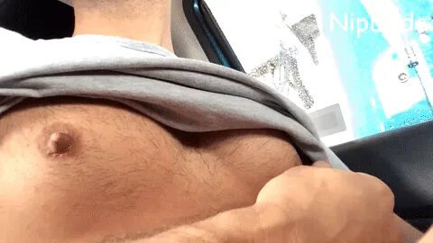 Male nippleplay