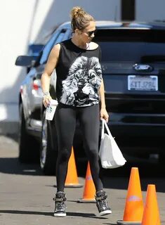 Jennifer Lopez Heading to a gym in West Hollywood GotCeleb