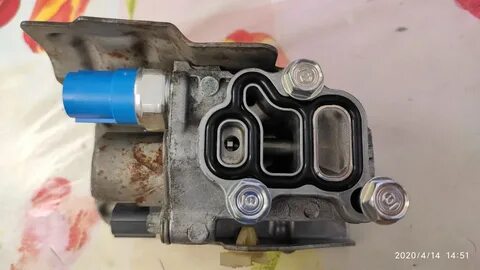 Замена датчика давления масла клапана VTEC (ошибка P2647) - 