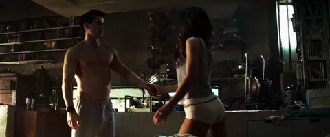 Index of /photos/actresses/b/beckinsale_kate.