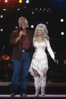 Dolly Parton Is The Only Holiday Style Icon I Care About Thi