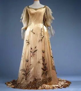 Evening dress , Italy, ca. 1906. Galleria del Costume di Pal