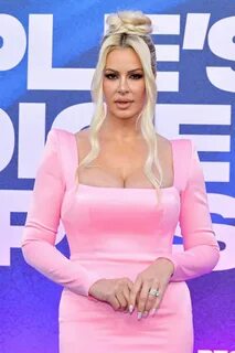 MARYSE MIZANIN at 2022 People’s Choice Awards in Santa Monica 12/06/2022. 