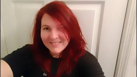 Review for Loreal Feria Cherry Crush hair dye - YouTube