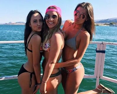 Sexy College Girls Teach The Best Kind Of Lessons (40 pics)