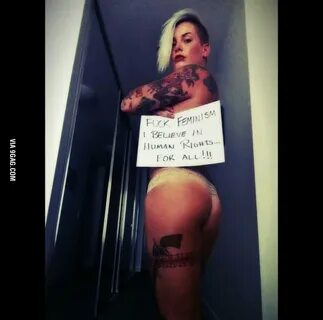 UFC fighter, Bec Rawlings - 9GAG