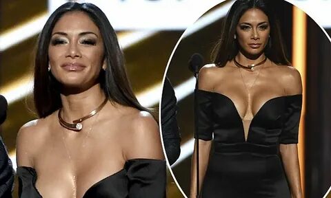 Billboard Music Awards: Nicole Scherzinger risks nip slip Da