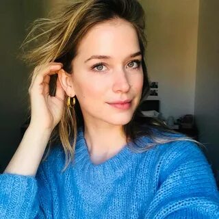 Elizabeth Lail Hollywood actress 20 DreamPirates