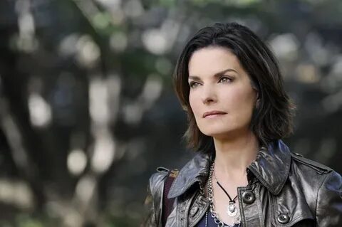 Sela Ward as Det. Jo Danville in CSI NY Female heroines, Bea