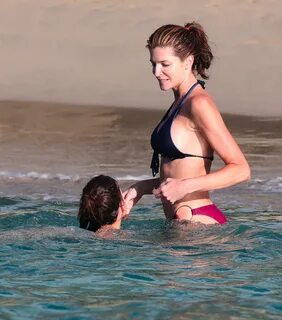 Stephanie Seymour in bikini in St Barts 2012-18 GotCeleb