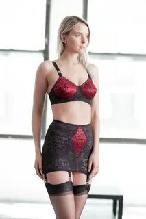 манипулирам изтичане лодка rago shapewear скелет събота ягод