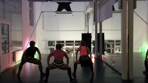 Stadia booty dance by lena abvgd (лена абвгд) watch online