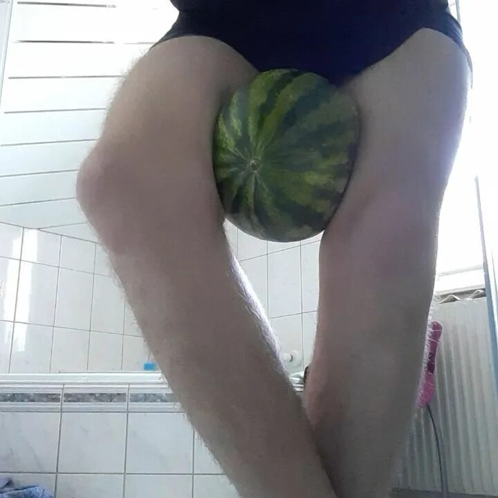 scissorpower в Instagram: "I got some melons 🥰 #headscissors #thighs ...