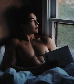 my new plaid pants: Good Morning, Gratuitous Ludi Lin