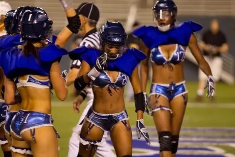 Женская лига американского футбола Lingerie Football League 