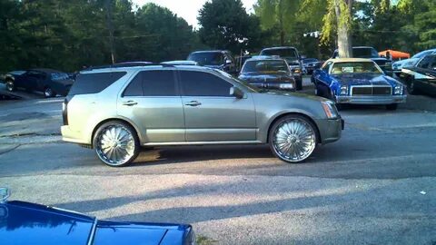 Cadillac Srx on 24inch Dub Flash rims - YouTube