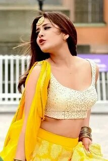 Rashi Khanna Actress bikini images, Hot outfits, Yellow dres