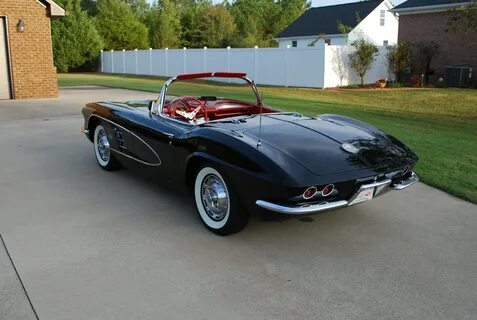 1961 Corvette convertible 283/270hp 2x4 carbs (Original) Unr