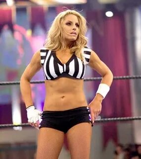 Trish Stratus Bikini Pictures WWE Hottest Diva Trish Stratus