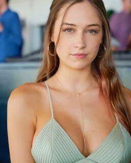 Elsie Hewitt - ImgCrack