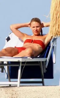 Claire Danes bikini pictures - picture uploaded by androidpl