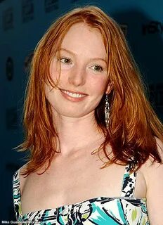 Alicia Witt - Görsel 24 - TurkceAltyazi.org