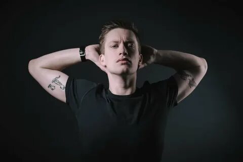 Daniel Sloss (@Daniel_Sloss) Твитер (@artscentremelb) — Twitter