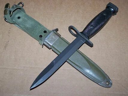 M7 Bayonet Knife US Scabbard, Vietnam Era Bayonet, Knife, Mi