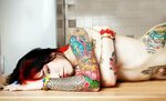 Фото красивых девушек с татуировками Naked-Woman.org