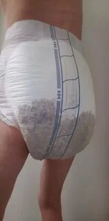 টুইটারে #poopydiaper হ্যাশট্যাগ