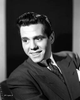 Home & Kitchen Posters & Prints Desi Arnaz Photo Print 24 x 