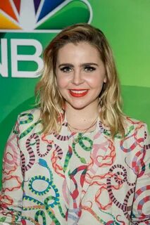 55+ Sexy Mae Whitman Boobs Pictures That Will Make Your Hear
