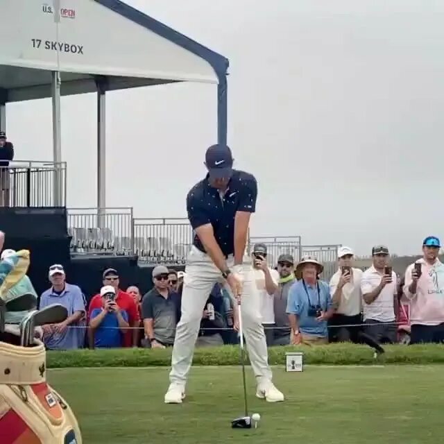 Yuri Tsvetkov в Instagram: "Rory McIlroy slow motion golf swing motiva...