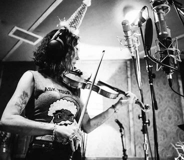 Amanda shires tits 🌈 Amanda Shires альбом You Don't Get to Go слушать онлайн бес