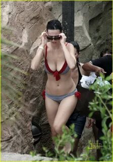 Katy Perry: Bikini in the Bahamas!: Photo 2467054 Aaron Ligh