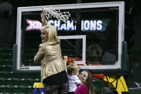 South Carolina, Baylor, Oregon top women’s NCAA reveal CBS 4
