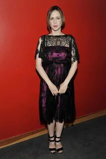 Vera Farmiga Feet (37 photos) - celebrity-feet.com