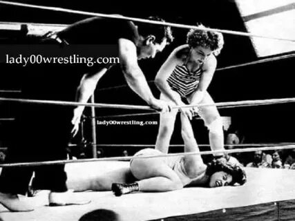 All Women Wrestling all the time on DVD at www.lady00wrestli