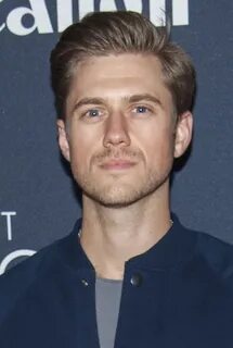 Aaron Tveit