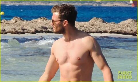 Jamie Dornan Shows Off His Hot Shirtless Body in Ibiza!: Pho