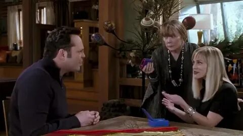 YARN My stuff fell out. Four Christmases (2008) Video clips 