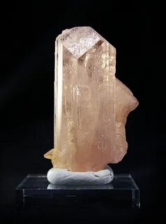 данбурит, розовый кристалл, редкий, прозрачный,красивый, кол