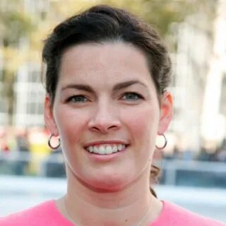 Nancy Kerrigan - Attack, Tonya Harding & Facts - Biography