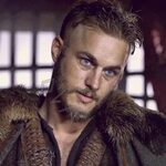Pin on This man of mine my sexy Viking Travis Fimmel hubby f