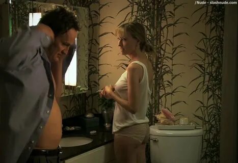 Janel Moloney Topless Sex Scene In Brotherhood - Photo 11 - 