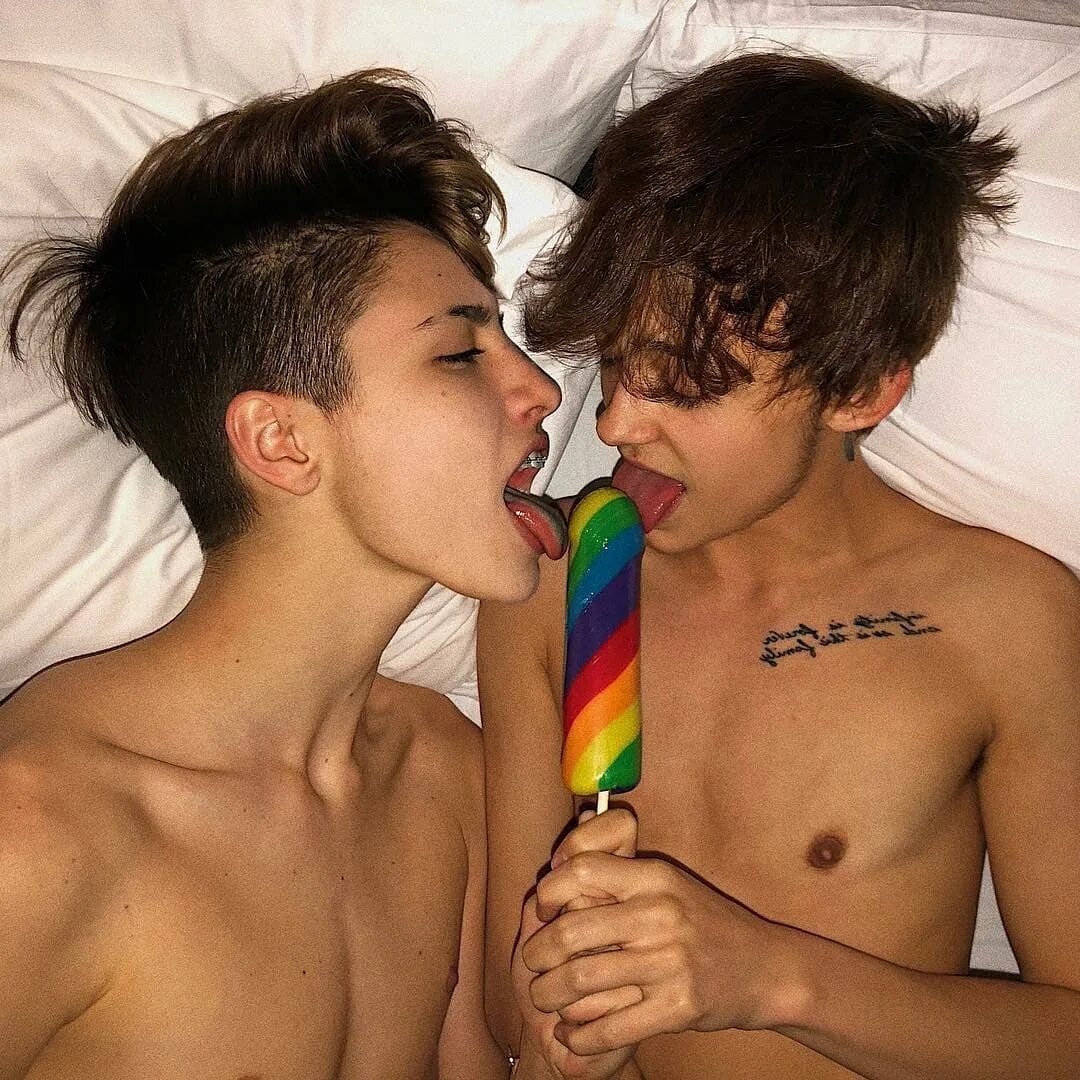 14 ти летние гей подростки фото 115