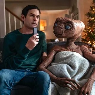 E.T. el extraterrestre vuelve a la Tierra y se reencuentra c